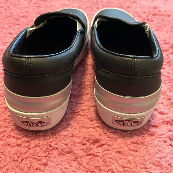 Vans Platform Slip On Shoe - Picture 3 of 5